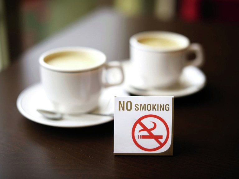 30% компаний в России запрещают курение в рабочее время, продвигая принципы ЗОЖ